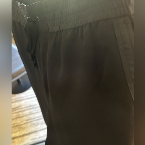 NWT LOFT Black Satin-trimmed Chiffon Rounded-hem Pants - Picture 3 of 4